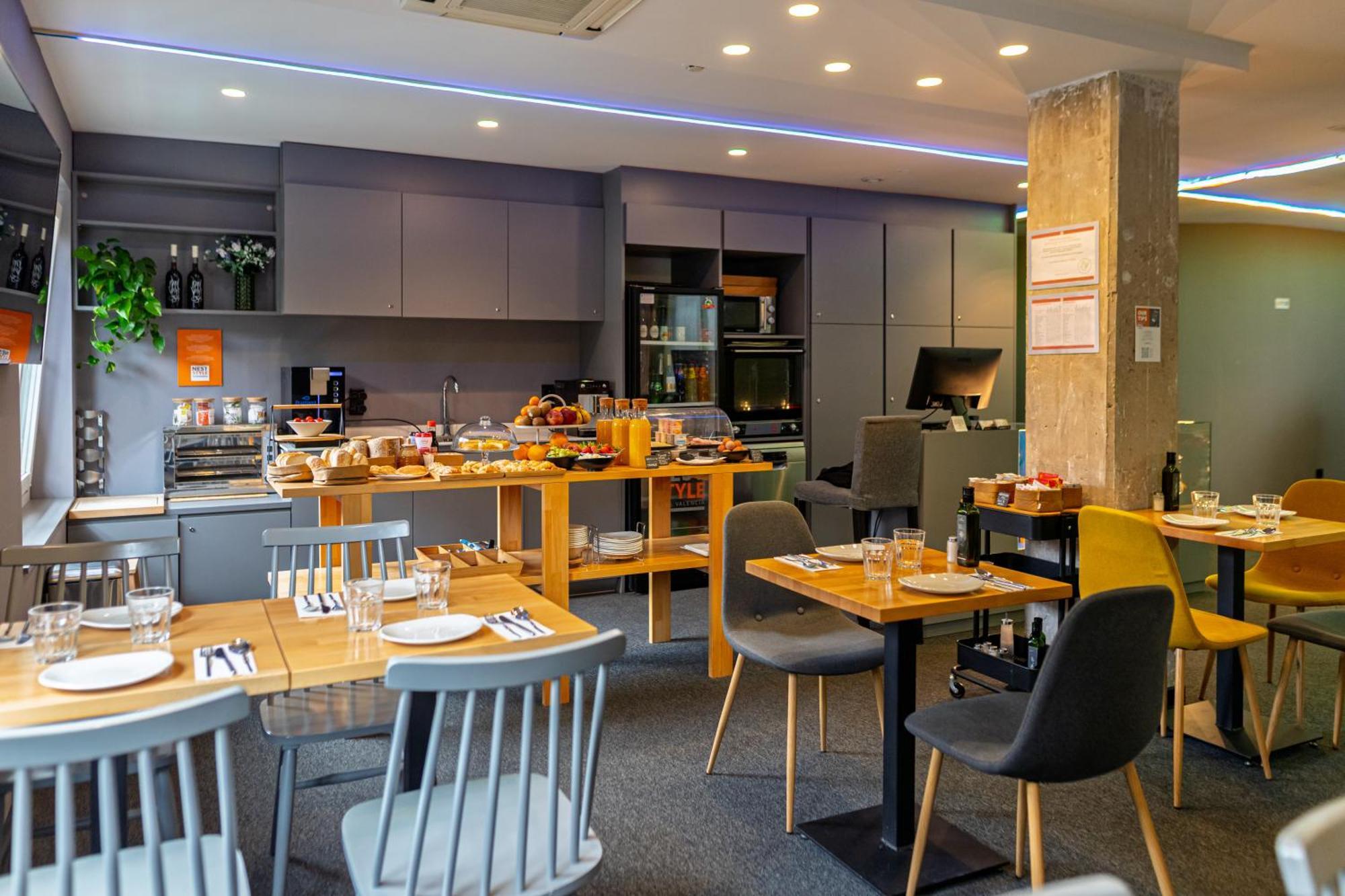 Nest Style Valencia Hotel Bagian luar foto
